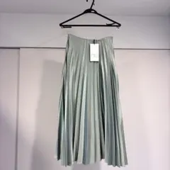 【新品未使用】ZARA サテンプリーツスカート ミント