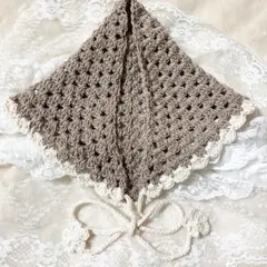 ハンドメイド୨୧かぎ針編み　フリル付バブーシュカ　ライトブラウン　コットン編み物