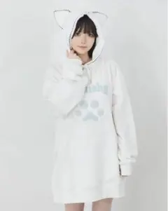 Jamie エーエヌケー ネコちゃんフーディー　ホワイト新品未開封のサムネイル
