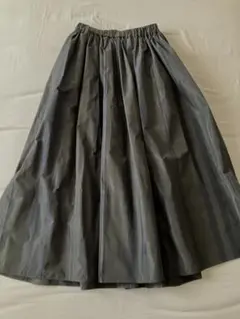 UNITED ARROWS グリーンフレアロングスカート