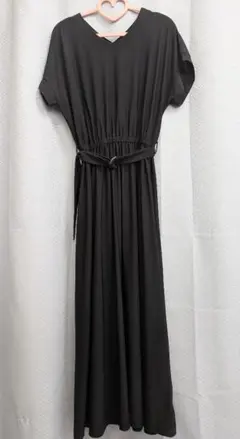 ＩＮＧＮＩ マキシ丈ワンピース　ブラック