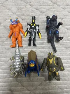 ウルトラマン怪獣まとめ売り - メルカリ