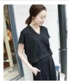 SLOBE IENA Vネックカットソーのサムネイル