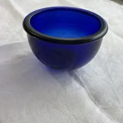 レトロ　ブルーガラスのボウル