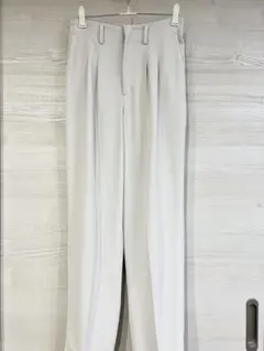 ユニクロ　ドレープリラックステーパードアンクルパンツ S ホワイト