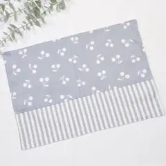 ランチョンマット ♡ さくらんぼ柄 ♡ くすみカラー