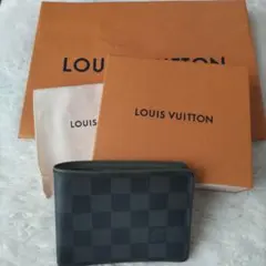 Item thumbnail for item 7296404e-90cc-4f11-97a5-3c052a046c18