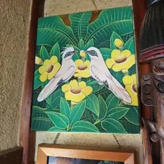 バリ島絵画 鳥とプルメリア 装飾木製フレーム付き バリ島絵画 鳥とプルメリア 装飾木製フレーム付き - メルカリ