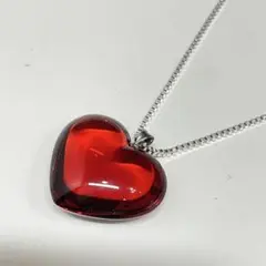 Baccarat 赤いハート型クリスタルネックレス