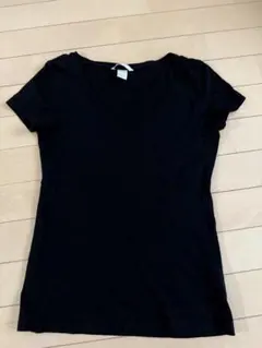 H&M BASIC Vネック Tシャツ ブラックのサムネイル