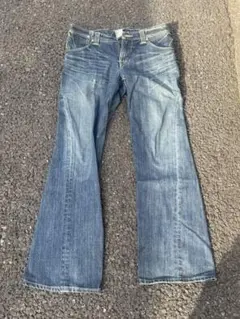 Levi's 捻りデニム　00s アーカイブ　y2k