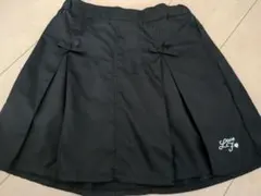 黒いプリーツスカート リボン付き140
