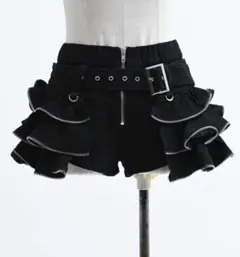 【新品】REFLEM サイドZIP フリルショートパンツ　sのサムネイル