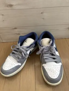 NIKE WMNS AIR JORDAN 1 LOW エアジョーダン 1