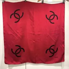 CHANELシャネルスカーフ　赤のサムネイル