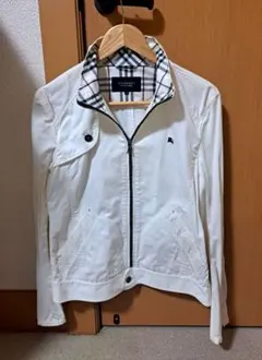 グリーンさん専用　ホワイトブルゾン　バーバリーブラックレーベル