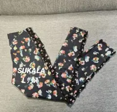 ⑯【美品】SUKALAスカーラ 花柄プリーツヨガウェア M チャコールグレー ⑯【美品】SUKALAスカーラ 花柄プリーツヨガウェア M チャコールグレー