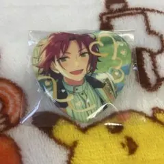 あんスタ ホワイトデー ハート缶バッジ 衣更真緒 - メルカリ
