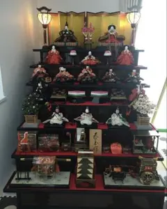 雛人形７段飾り　送料東京2万円超え福岡26000円超えます。場所によりお値段交渉 雛人形7段飾り 送料東京2万円超え福岡26000円超えます。場所によりお