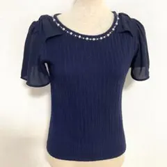 オフィスカジュアル　ブラウス　トップス　フォーマル衣装　結婚式　高見え　高級感のサムネイル