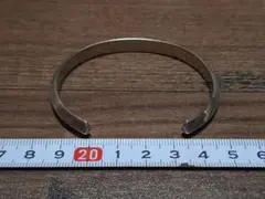 ERICKA NICOLAS BEGAY】Triangle Bangle - メルカリ