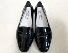 晴雨兼用　TEMPERATE テンパレイト エナメルロー ファーブラック 39