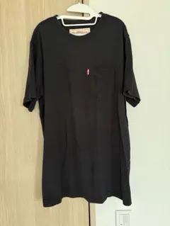 リーバイス Levi's Tシャツ 夏服　トップス