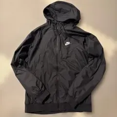 Nike ブラック ナイロンジャケット