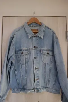 ライトブルー デニムジャケット