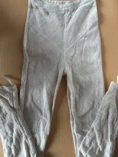 うさとの服【生成りのくしゅくしゅスパッツ】usaato - メルカリ