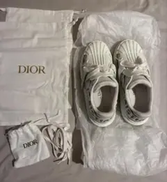 【正規品】DIOR-ID スニーカー　22.5センチ　 即日発送！のサムネイル