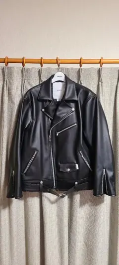 Item thumbnail for item 49be8157-01d3-4b1b-98bb-e659bf23a28e