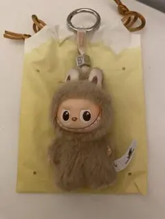 ラブブ 正規品Labubu PIN FOR LOVE ぬいぐるみペンダント H - メルカリ