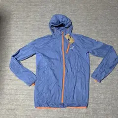 ASICS ウィンドブレーカー