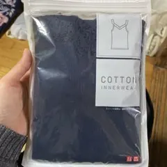 UNIQLO タンクトップ