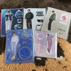 &TEAM k ケイ アクリルスタンド 6点セット - メルカリ