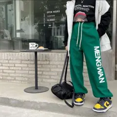 【新品未使用】英字プリントスウェットパンツ グリーン110サイズ