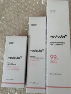 メディキューブ　PDRN アンプルピンク グルタチオンセラムミストクレンザー