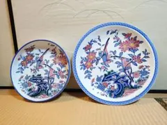 ㉚花と鳥の装飾 大小皿セット