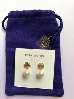 新品未使用】トリーバーチ TORY BURCH ピアス シルバー - メルカリ
