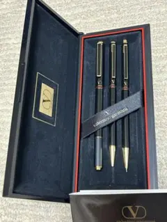 valentino garavani ボールペン2本　シャーペンセット