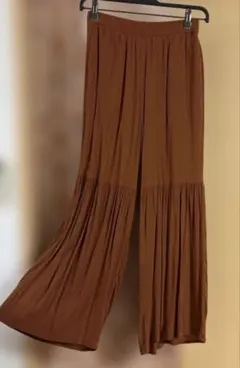 ジーナシスパンツ新大阪