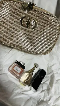 2026年最新】dior クリスマス ショッパーの人気アイテム - メルカリ