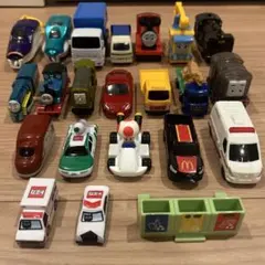 トミカ　プラレール　マリオカート　トーマス　三ツ矢サイダー　ハッピーセット