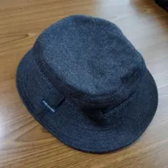 MARIO VALENTINO ダークグレー バケットハット