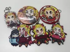 鬼滅の刃　煉獄杏寿郎　缶バッジ　アクリル　キーホルダーまとめ売り