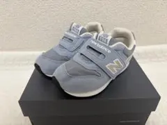 Item thumbnail for item ef35a567-82ef-4d04-9c32-1708b5e6b60b