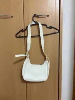 ホワイト ショルダーバッグ 合成皮革
