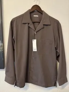 新品タグ付きGU長袖オープンカラーシャツ