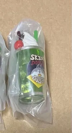 SKZOO レトログラスミニチュアチャーム ウルフチャン